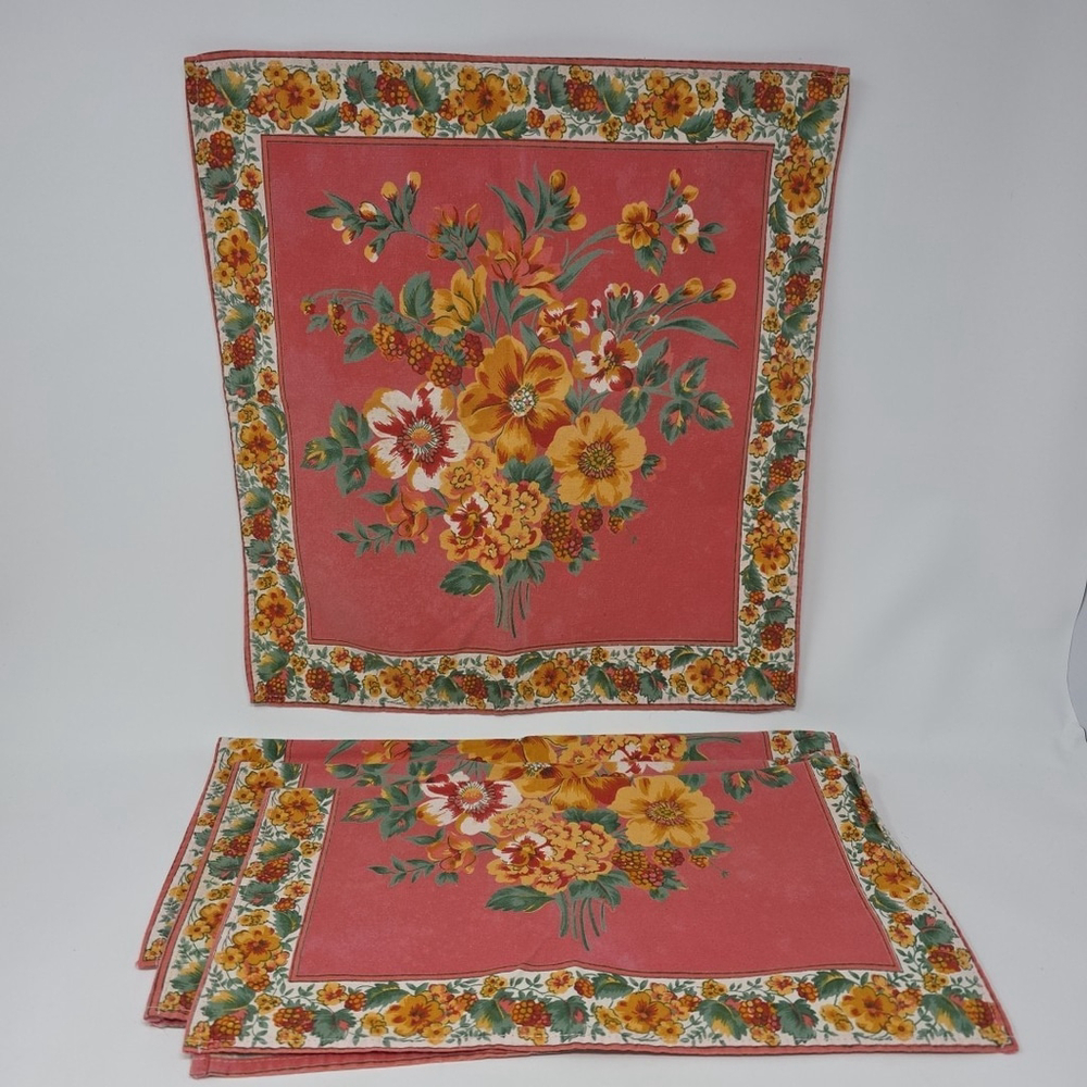 Vintage Floral Cloth Napkins Set Of 4 Flowers 14.5"x15.5"